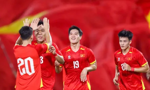 U22 Việt Nam chốt đối thủ, dốc sức "giữ vàng"