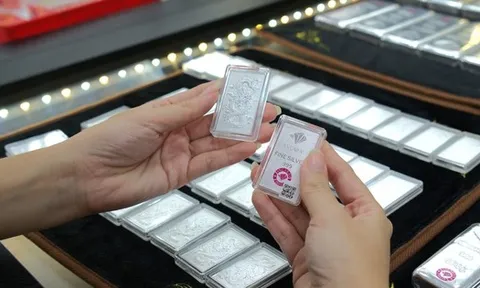 Giá bạc phục hồi