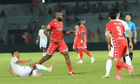 Ngoại binh lập cú đúp, Hải Phòng FC thắng ngược Hà Tĩnh