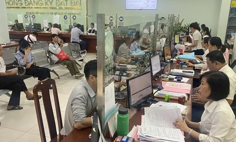 TP HCM: Đề xuất phương án thu lệ phí cấp sổ hồng