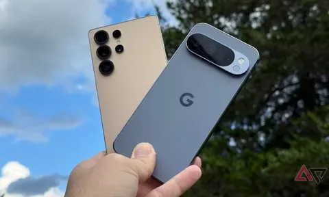 Cây bút công nghệ: "Hai mẫu điện thoại Samsung, iPhone ra mắt gần đây đều là thứ chẳng ai muốn mua"