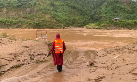 Quảng Trị: Nhiều tuyến đường giao thông bị sạt lở, ngập lụt gây chia cắt