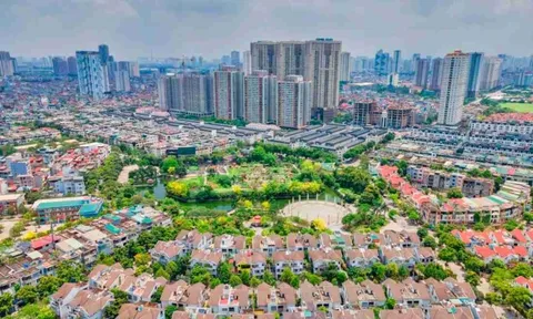 Văn Phú Invest dự kiến phát hành 135 tỷ đồng trái phiếu riêng lẻ, dùng cổ phiếu của Chủ tịch HĐQT làm tài sản bảo đảm