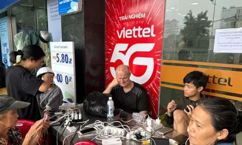 Sóng Viettel tại Huế và Đà Nẵng duy trì ổn định trong lũ dữ