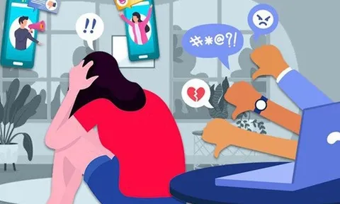 Nam giáo viên bị xử phạt vì đăng thông tin sai sự thật về nữ hiệu trưởng