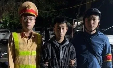 Nam thanh niên mang kiếm đi đánh nhau bị tổ 141 phát hiện