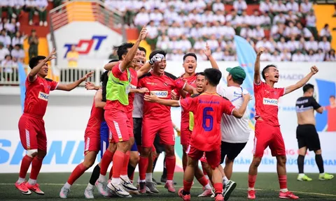 Sacombank đoạt chức vô địch Giải bóng đá công nhân, viên chức Việt Nam 2025