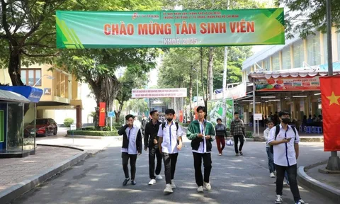 Vụ Trường CĐ Lý Tự Trọng: UBND TP HCM chỉ đạo làm rõ