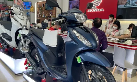 Honda ra mắt SH, Air Blade 2026, đại lý "xả kho" đời cũ: Giá xe giảm kịch sàn, SH 350i mất hơn 24 triệu