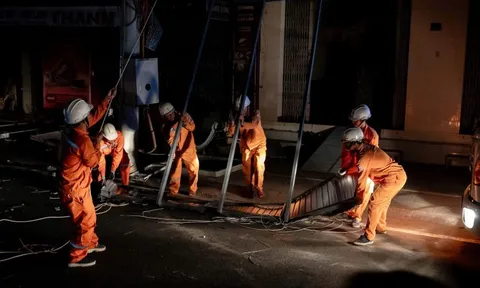 Hơn 1,12 triệu khách hàng đã được khôi phục cấp điện sau bão Kalmaegi