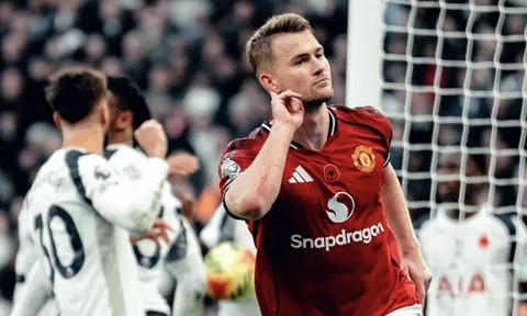 Bùng nổ bàn thắng phút bù giờ, Tottenham rơi chiến thắng trước Man United