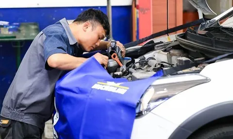 Nhiều chủ xe ô tô sẽ phải ân hận vì suy nghĩ “chạy quá một chút rồi thay dầu cũng chả sao”