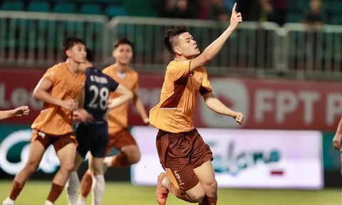 Tuyển U22 Việt Nam hết sợ bóng bổng