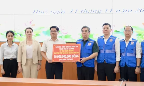 TPHCM hỗ trợ Huế và Đà Nẵng 35 tỷ đồng khắc phục hậu quả bão lũ