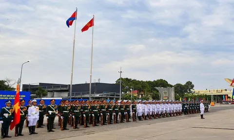 Kiểm tra, tổng duyệt chương trình Giao lưu hữu nghị quốc phòng biên giới Việt Nam - Campuchia