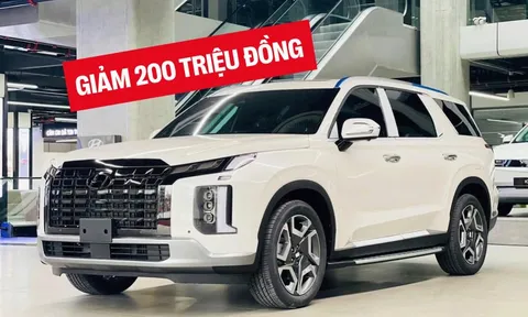 Hyundai Palisade tiếp tục ưu đãi ‘khủng’: Giảm 200 triệu tiền mặt, xuống cạnh tranh với Everest, Fortuner