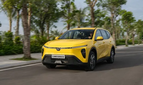 VinFast lập 'siêu kỷ lục' bán hơn 20.000 xe/tháng, Limo Green thành 'gà đẻ trứng vàng' mới