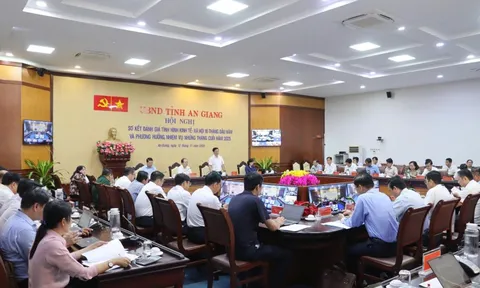 An Giang tăng tốc chuyển đổi số, đẩy mạnh CCHC, mở rộng an sinh trong 10 tháng đầu năm 2025