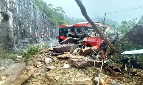 Sạt lở nghiêm trọng ở đèo Khánh Lê, 6 người tử vong, nhiều người bị thương