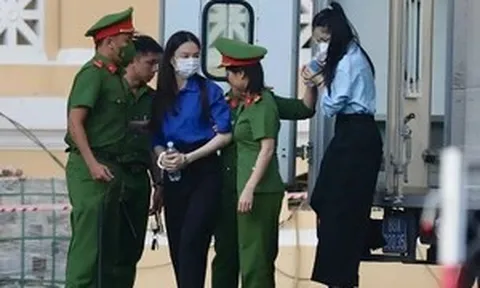 An ninh nghiêm ngặt tại phiên xét xử hoa hậu Thùy Tiên, Quang Linh Vlogs, Hằng Du Mục