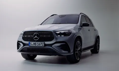 Chào giá hơn 4,6 tỷ tại Việt Nam, mẫu SUV PHEV đầu tiên của Mercedes-Benz có gì?