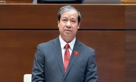 Bộ trưởng GD&ĐT: "Nhiệm vụ đối với nhà giáo rất vẻ vang nhưng cũng rất nặng nề"