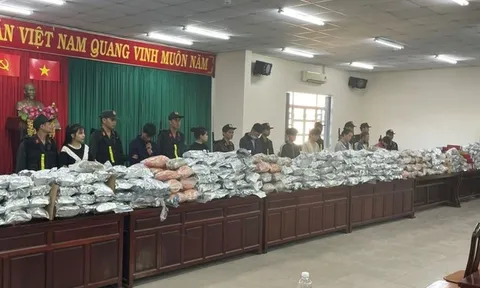 Bí mật ẩn sau nhóm "Cô tiên thơm. Chuyên mùi"