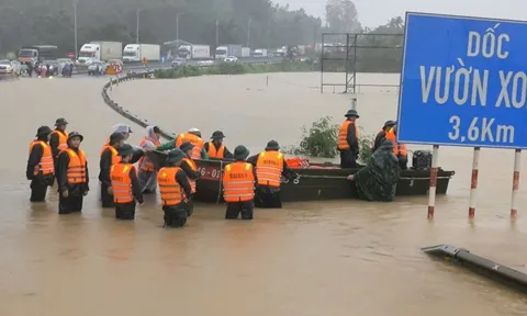 Quân khu 5 triển khai Sở Chỉ huy tiền phương ứng phó lũ đặc biệt lớn tại Đắk Lắk
