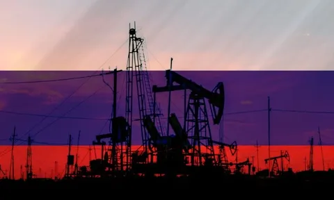Ngày kết thúc “cơn sốt” dầu Nga đã tới: Khách hàng lớn nhất tại quốc gia BRICS chính thức ngừng nhập khẩu thô, vừa mua 1 triệu thùng dầu từ nhà cung cấp mới