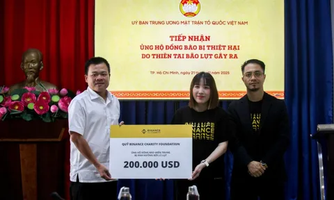 MTTQ Việt Nam tiếp nhận hơn 5 tỷ đồng từ Binance Charity ủng hộ đồng miền Trung khắc phục bão lụt
