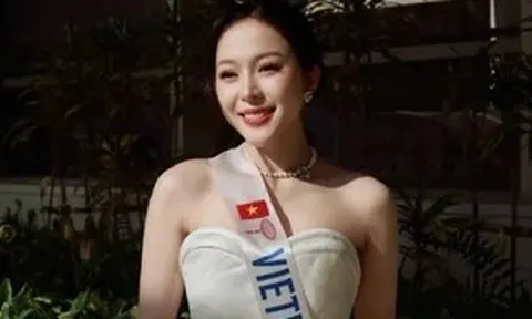 Kiều Duy tặng khăn rằn, hướng dẫn các thí sinh Miss International nói tiếng Việt