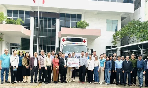 Lực lượng y tế chi viện cho Gia Lai và Lâm Đồng ứng phó dịch hậu lũ