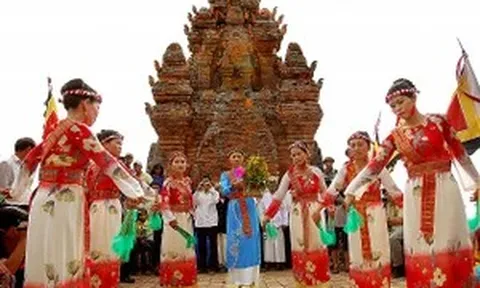 Dừng tổ chức Ngày hội văn hóa dân tộc Chăm lần thứ 6 tại Khánh Hòa