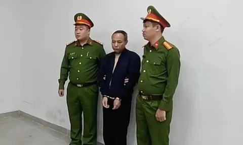 Khởi tố nguyên Phó Viện trưởng nhận tiền để "chạy" bệnh án tâm thần cho kẻ buôn ma túy