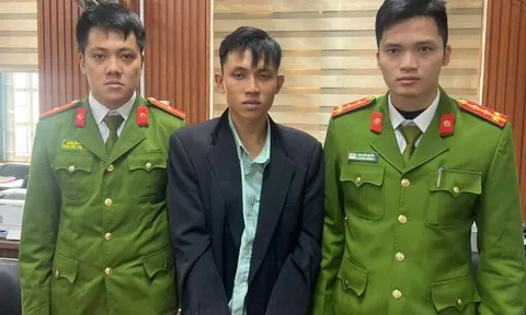 Bắt gã thanh niên lẻn vào đền thờ trộm két sắt lúc rạng sáng