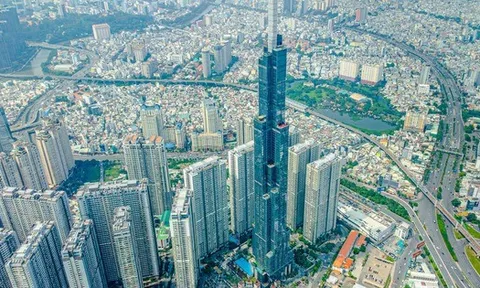 Giá bất động sản trung tâm TP.HCM đắt ngang trung tâm Hà Nội, nhưng ngoài vành đai lại đang rẻ hơn rất nhiều