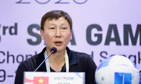 HLV Kim Sang-sik chỉ ra lý do khiến U22 Việt Nam thắng chật vật Lào