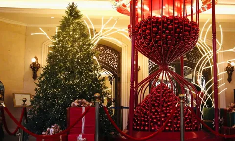 Rộn ràng không khí đón Giáng sinh tại Hà Nội