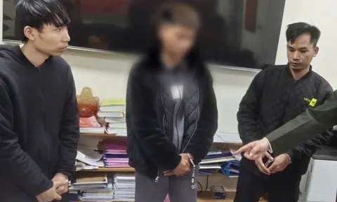 Bắt giữ nhóm đối tượng mua bán súng trên mạng xã hội