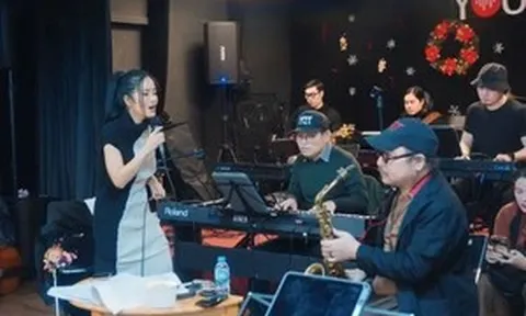 Diva Hồng Nhung nói 'trên đời mới có một' sau khi bị hủy show đột ngột