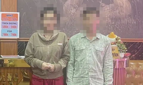 Triệt xóa nhiều tụ điểm mại dâm núp bóng cơ sở massage và karaoke