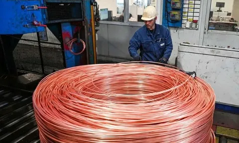 Sau vàng và bạc, đến lượt một kim loại khác tăng không ngừng