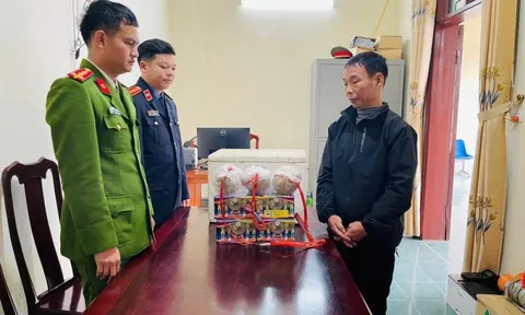 Vụ tàng trữ trái phép pháo nổ: Khởi tố vụ án hình sự, khởi tố bị can