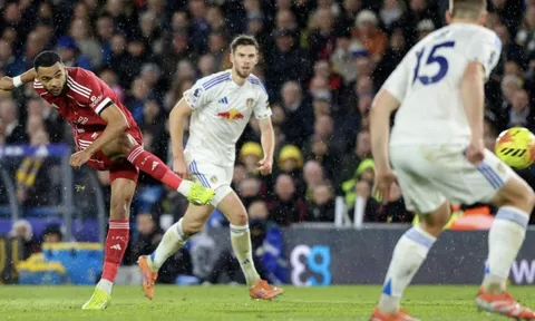 Lịch thi đấu bóng đá ngày 1-1: Trực tiếp Liverpool - Leeds United, Sunderland - Man City