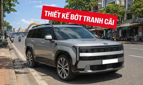 Đây có thể là Hyundai Santa Fe 2027: Phần đuôi gây tranh cãi được sửa lại, dễ có bản hybrid cắm sạc chạy 'full' 900km