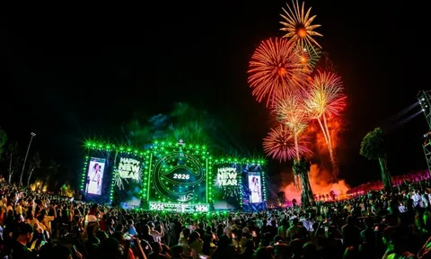Ecopark Countdown 2026: Cư dân khắp 3 miền mãn nhãn với âm thanh, ánh sáng, pháo hoa giữa thiên nhiên