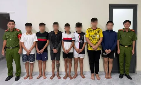 Bị công an mời làm việc vì “quậy” đường phố lúc nửa đêm