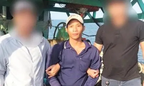 Bắt giữ đối tượng truy nã đặc biệt nguy hiểm lẩn trốn trên tàu biển