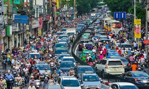 Nóng: Hà Nội ra quyết định hạn chế một loạt phương tiện trong giờ cao điểm, xe tập lái cũng không được hoạt động