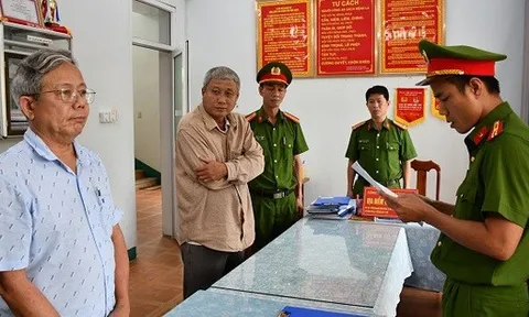 Một ban quản lý ở Đà Nẵng có cựu giám đốc và cựu kế toán bị tạm giữ